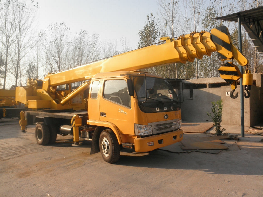 北京搬運公司起重機工作 北京搬運公司起重機工作