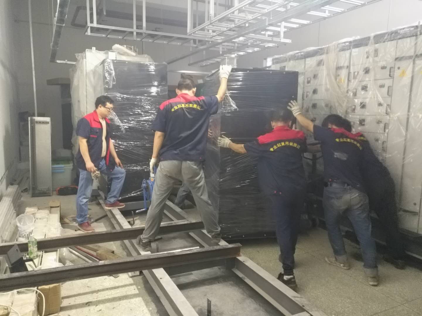 北京設備吊裝人工搬運小技巧